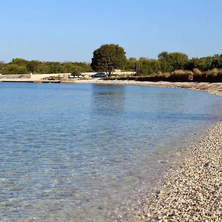 With A Swimming Pool Peroj, Fazana - 2235 Guest house 3*